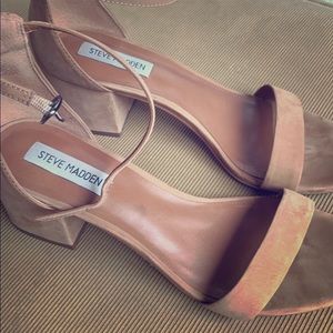 1.5” Chunk Heel Steve Madden Heels